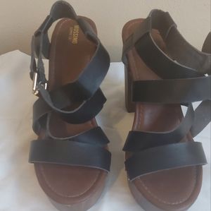 NWOT   BLACK STUDDED WEDGE SHOES